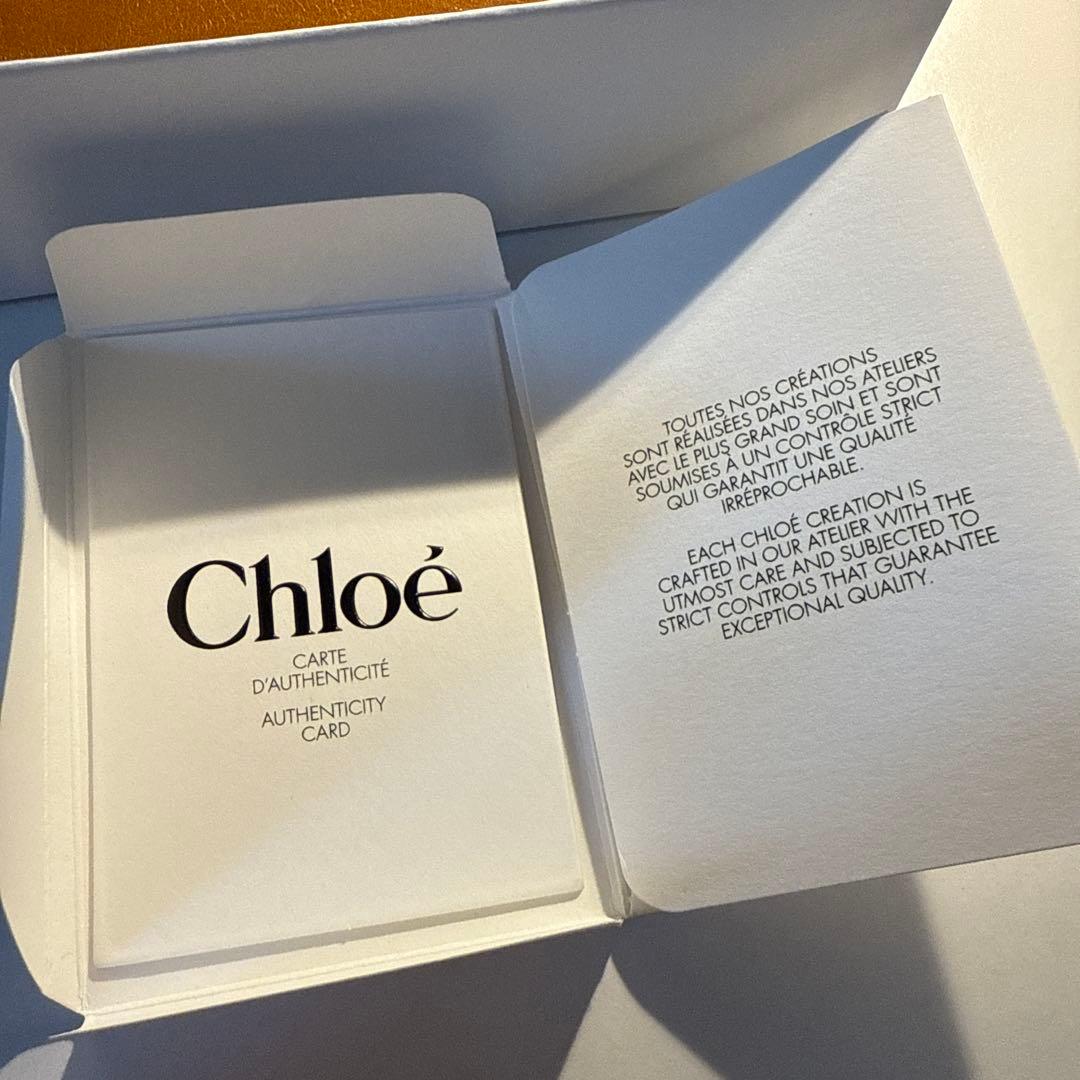 m*i様 Chloe シャイニーレザー製ALPHABETウォレット