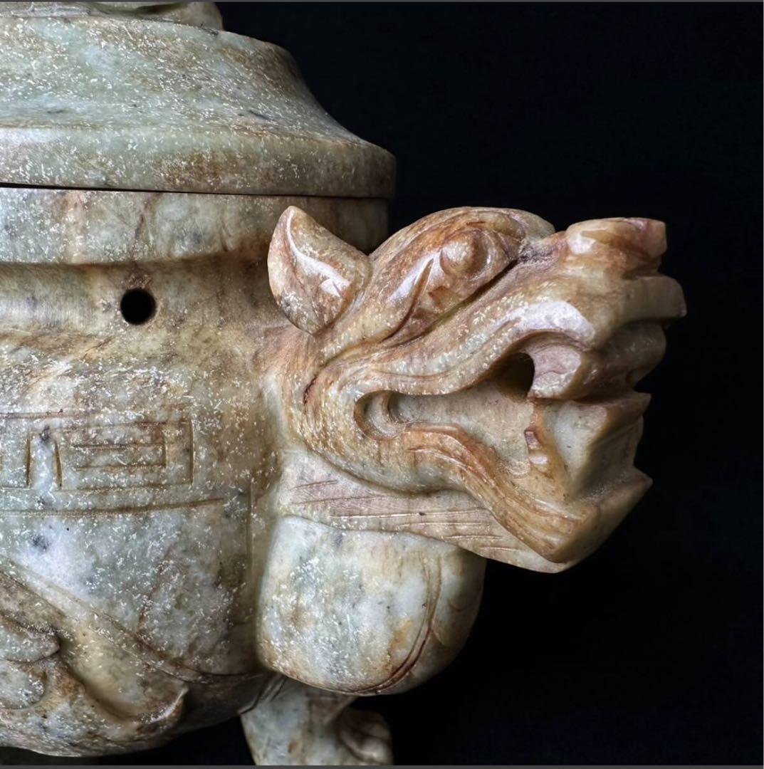 中国美術獅子香炉三ツ足石彫刻天然石木箱付細密彫刻 獅子