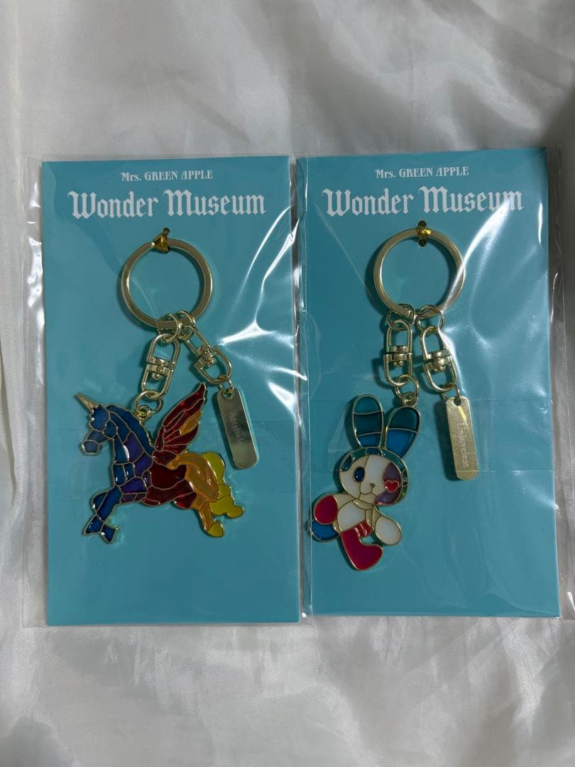 Mrs. GREEN APPLE Wonder Museum キーホルダーセット - メルカリ