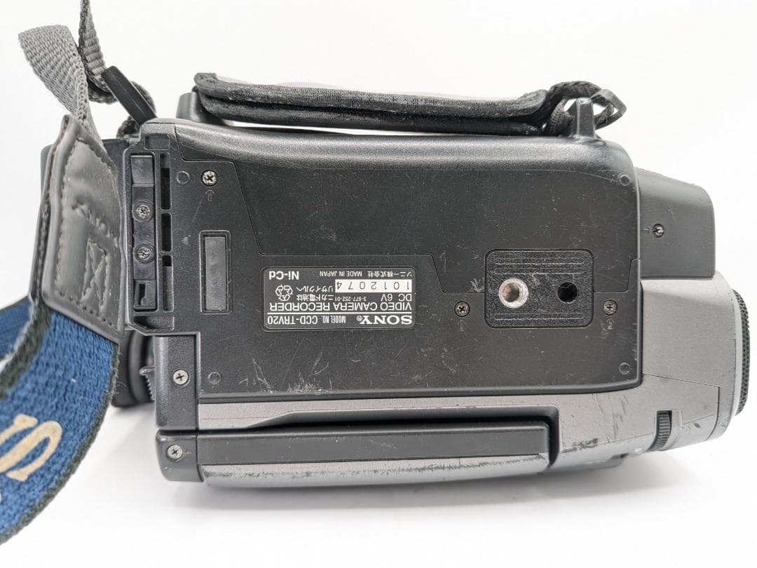 【 Hi8の再生・ダビングに最適】Sony ビデオカメラ CCD-TRV20