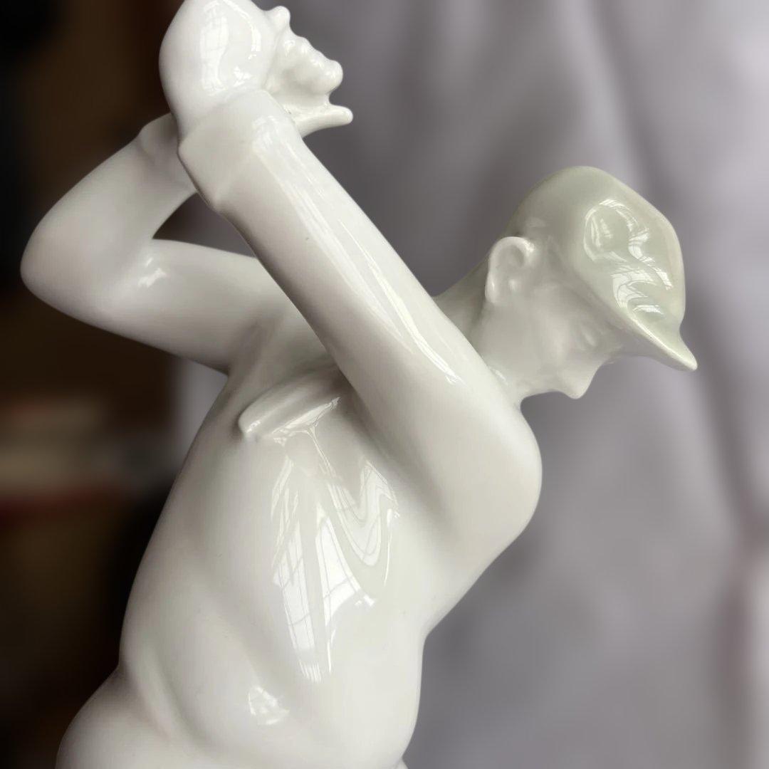 大倉陶園のフィギュリン ゴルフ ヴィンテージ