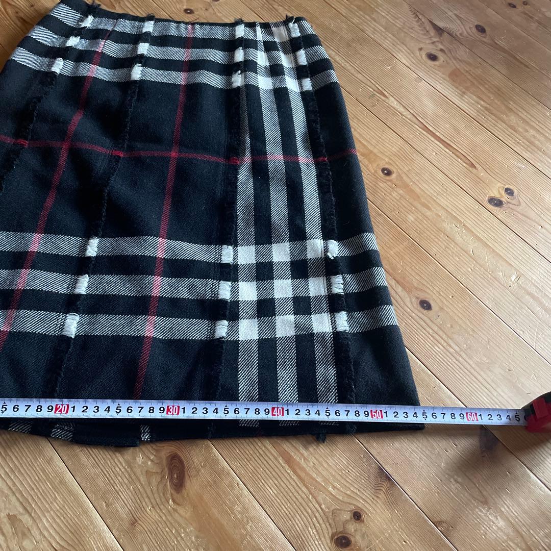 バーバリーロンドンスカート 膝下