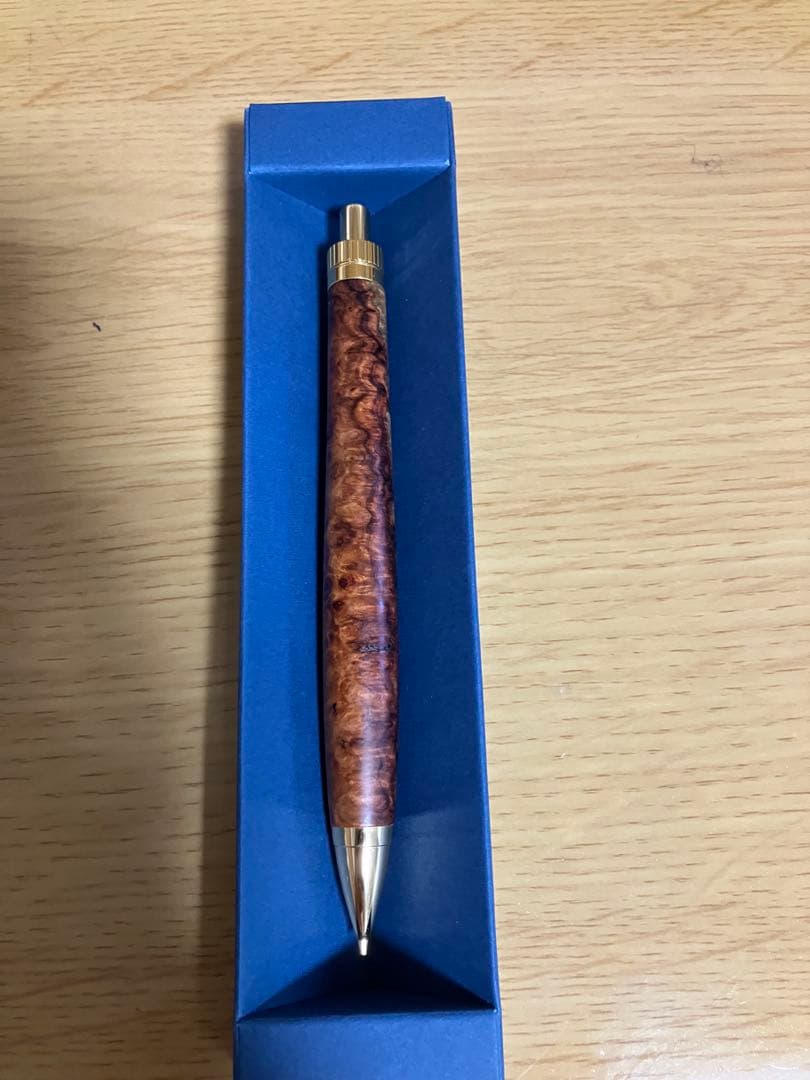 富士瘤クラフト 木軸 瘤 バール 0.5mm ノック式 シャーペン 花梨瘤