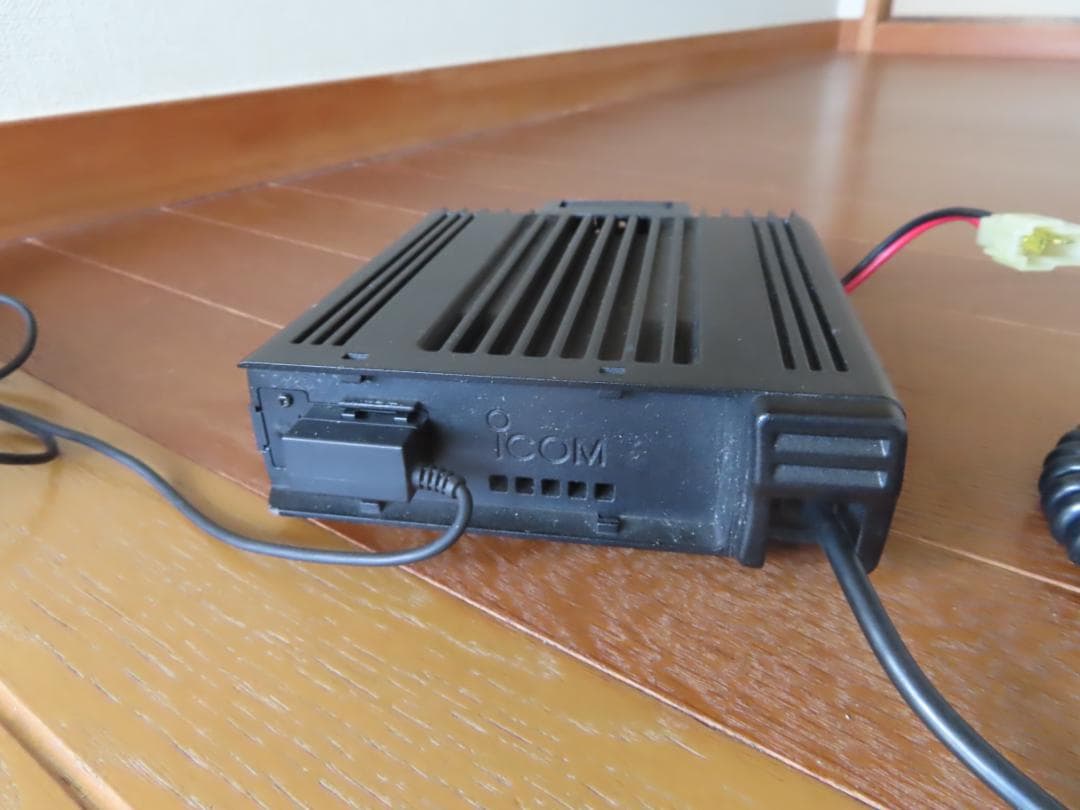 ICOM IC-208 デュアルバンドトランシーバー