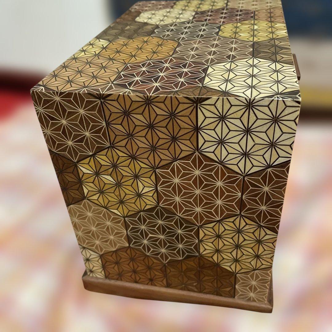 三ッ引き出し 亀甲 箱根寄木細工 木製 工芸 引き出し 三段 - メルカリ