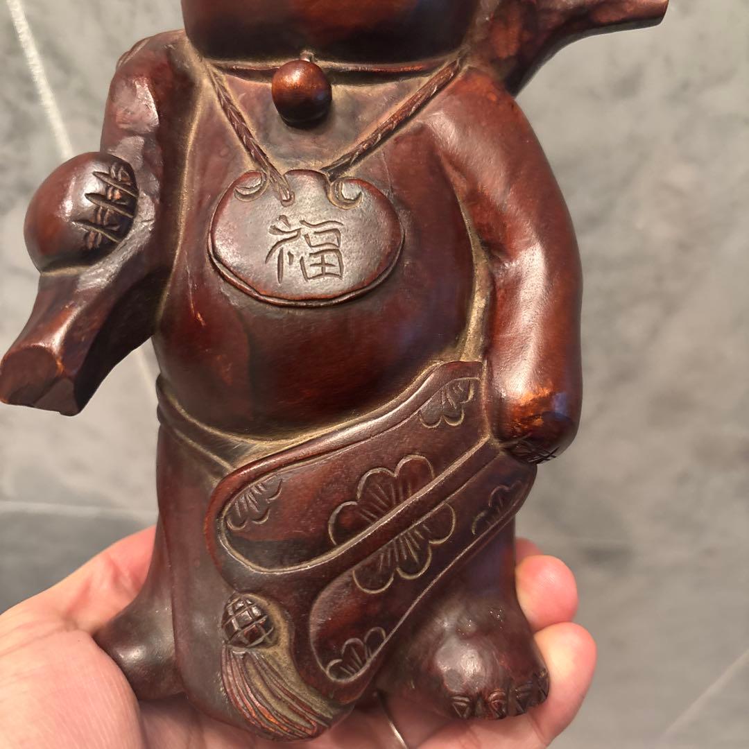 アンティーク平和的な笑顔で幸せやお金を招く一刀彫の布袋さんの