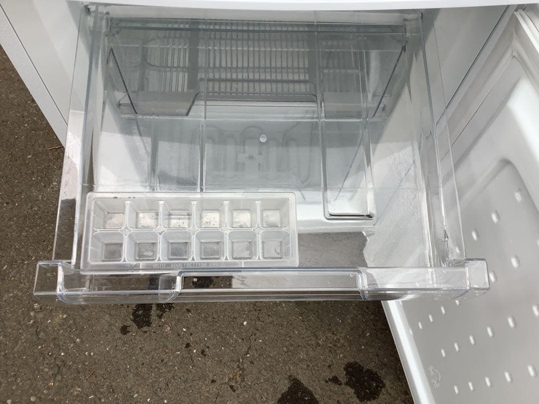 ケンケン アイリス 冷蔵庫 IRSD-14A-W 2023年製 142L