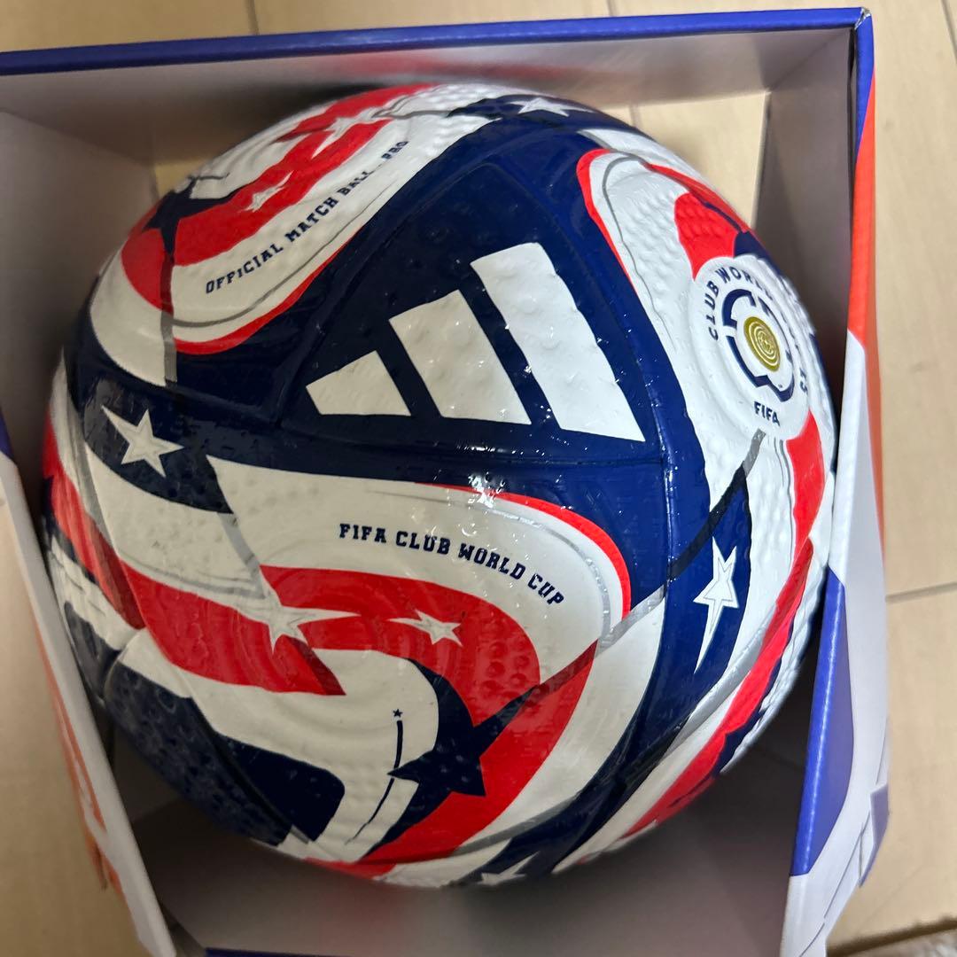 FIFAクラブW杯2025 公式試合球 ムンディアル・デ・クルーベス プロ