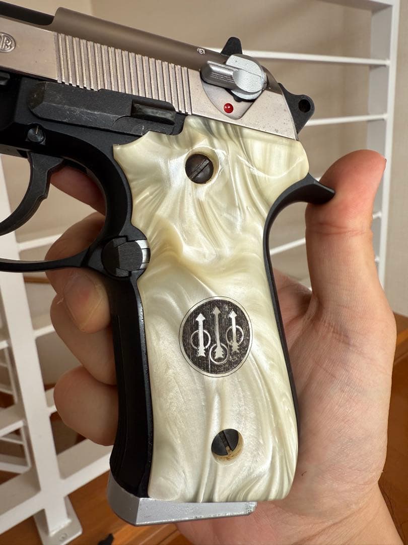 WA ベレッタ M92FS アルタモント ホワイトパールグリップ ガスガン