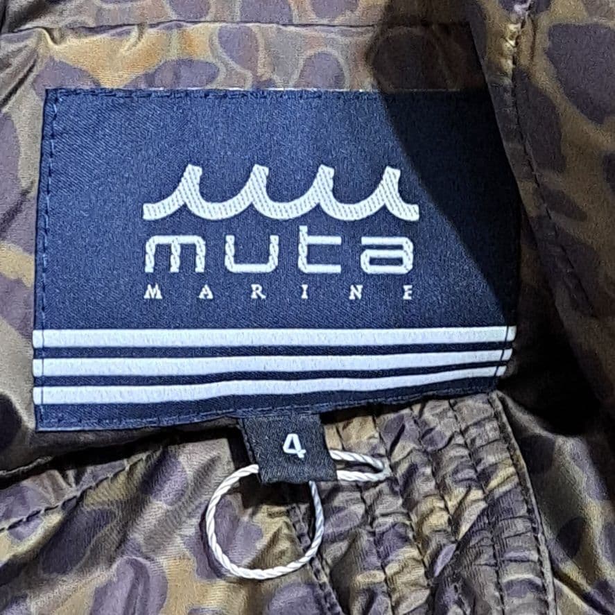 【新品タグ付】ムータマリン　UV撥水　フーデッドコート　サイズ4　S　レオパード