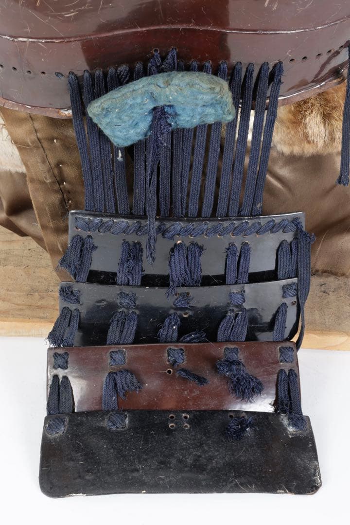 【江戸期】漆塗横剥二枚胴 毛皮羽織 草摺甲冑 鎧 武士具 時代武具 古美術 骨董