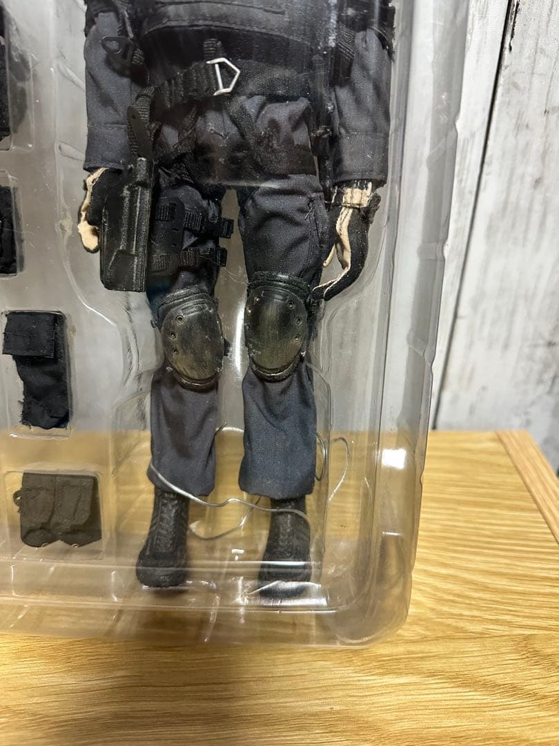キ*ン様 Hot Toys S.W.A.T ver 2.0 フィギュア ホットト