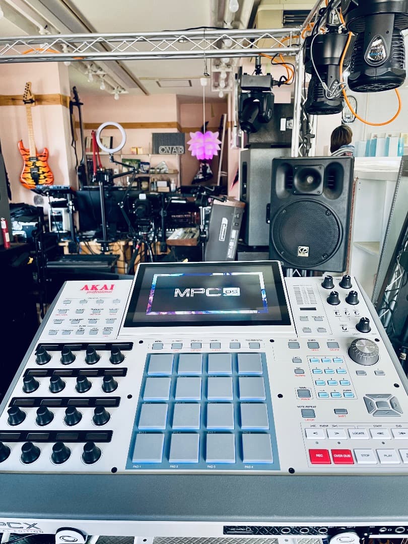 AKAI MPC X 純正カバー付 美品 売り切り 即発送!!