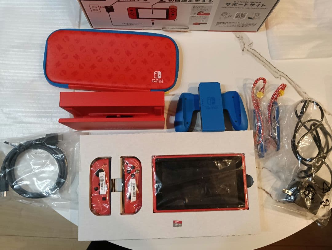 【SDカード128gb付き】【美品】Nintendo Switch マリオレッド