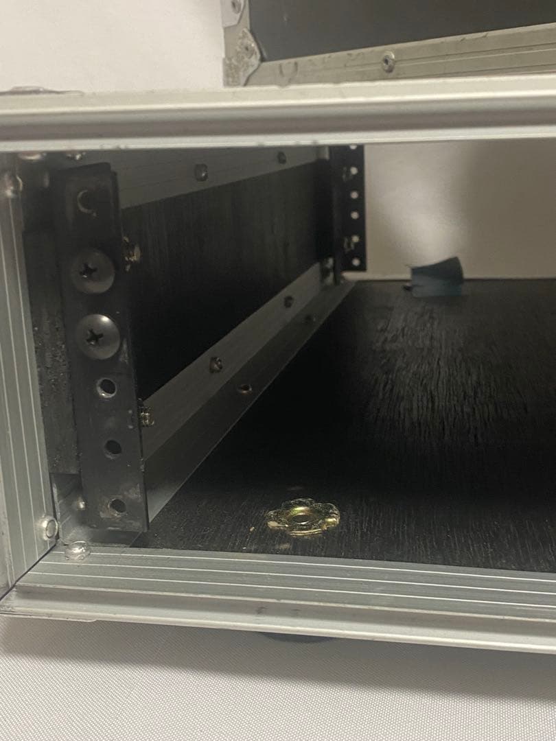 2749❣️ ROADREADY 2Uラックケース