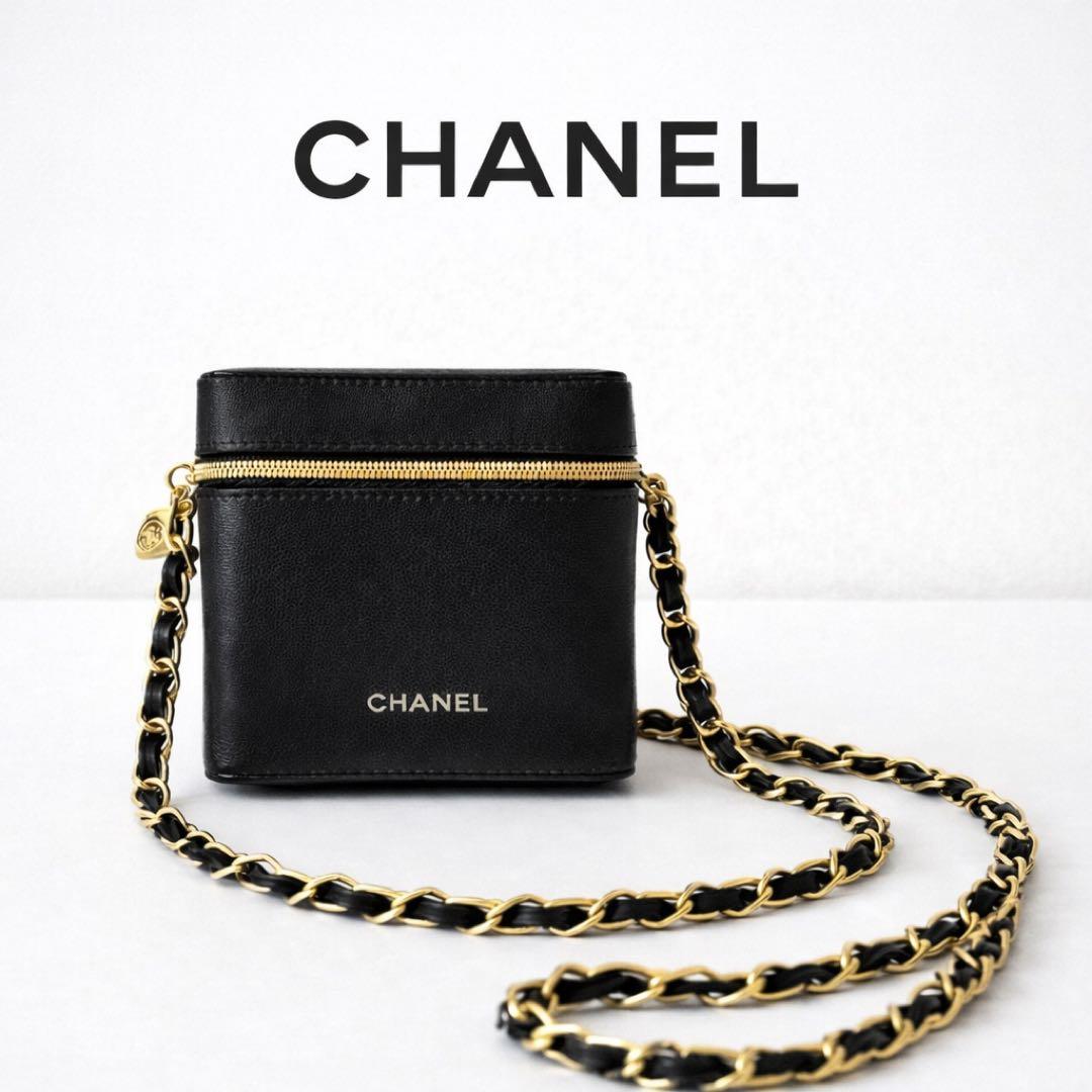 新品未使用品♡CHANELノベルティ黒リップケース型 ミニショルダー