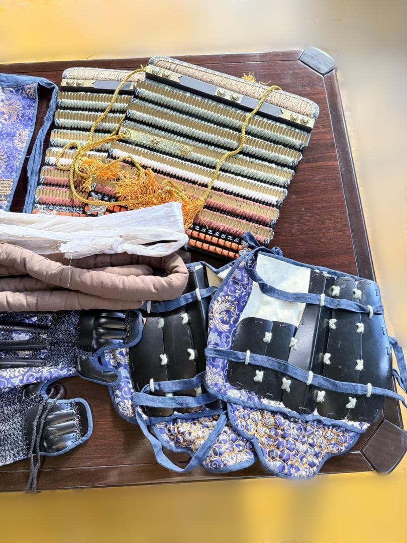 黒胴当世素掛 紺・白・茶 等身大 甲冑