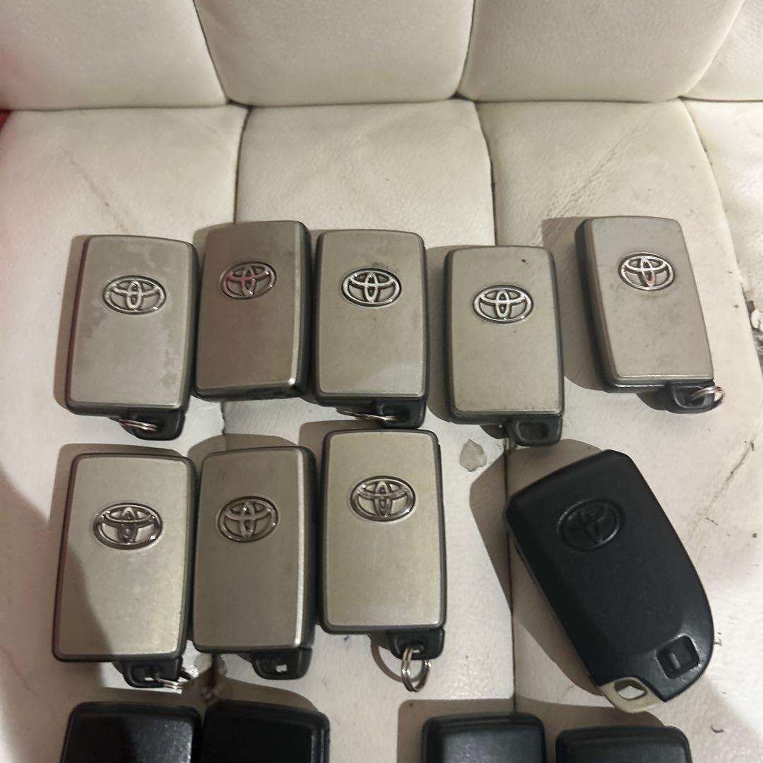 トヨタ　スマートキー　15個 55