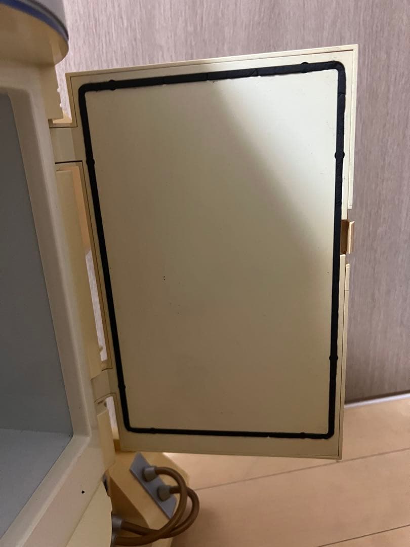 R2-D2 温冷庫 セブンイレブン 懸賞 冷蔵庫 R2D2 スターウォーズ