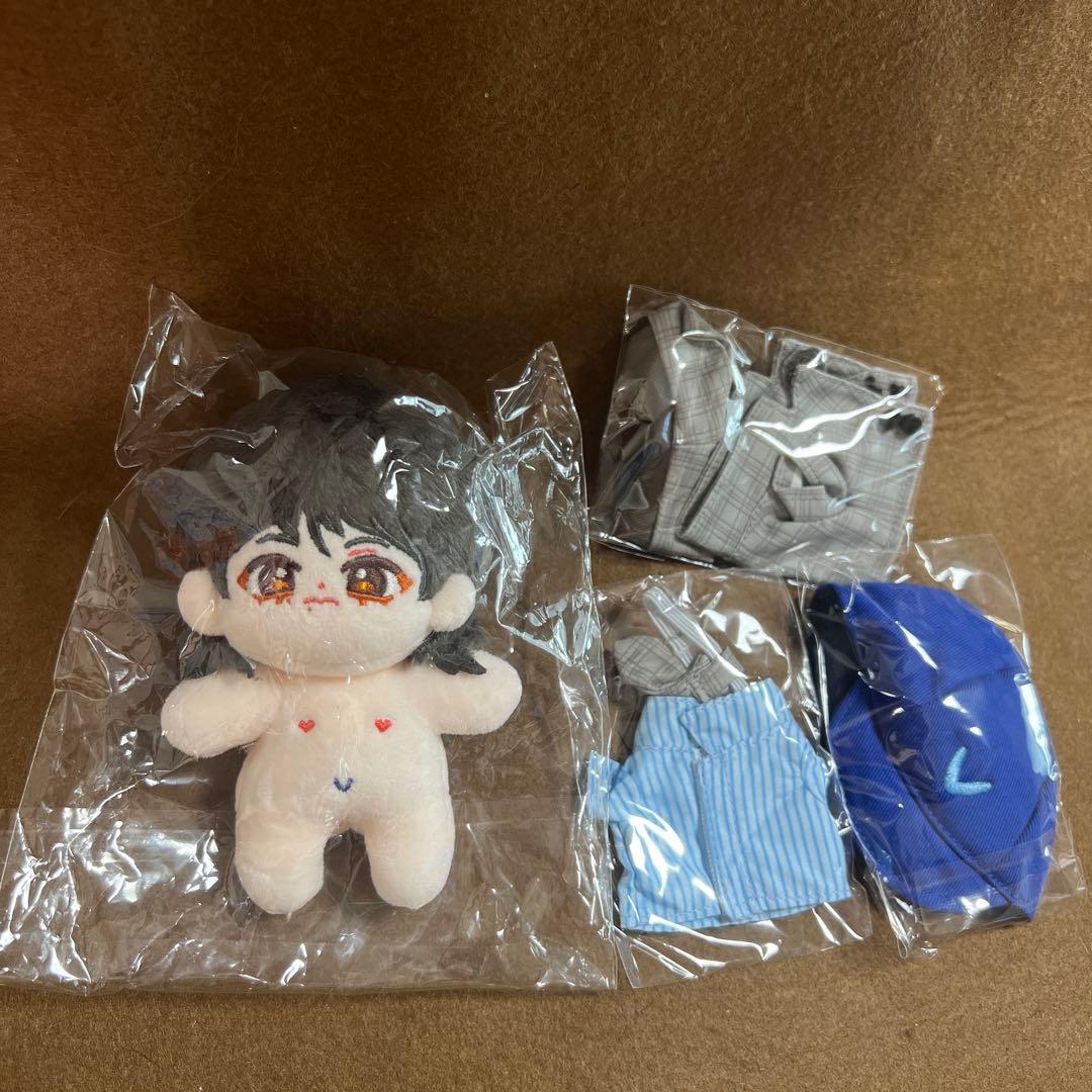 BTS テテ　v　10cm ぬいぐるみ　新品　マスター