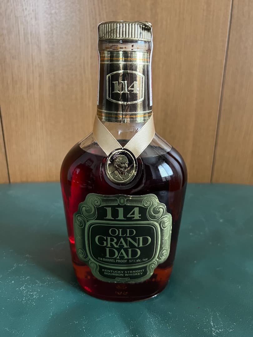 OLD GRAND DAD 114 BARREL PROOF 金ラベル OLD GRAND DAD 114 BARREL PROOF 金ラベル Old Grand-Dad 114 Proof