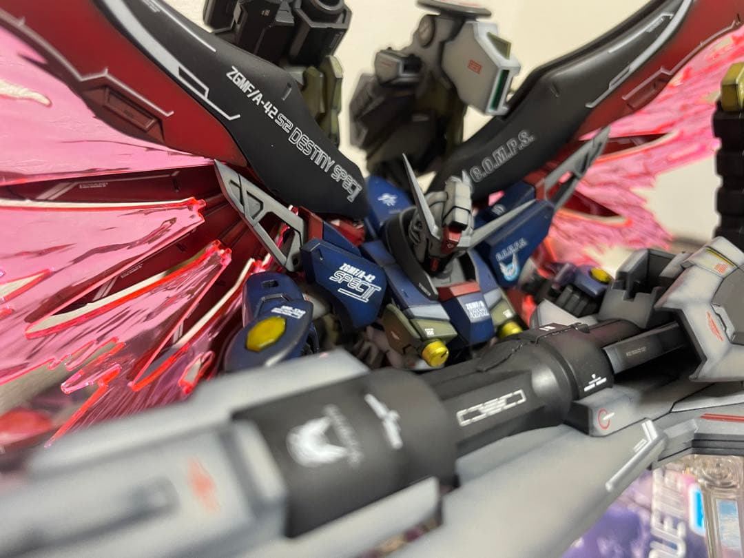 HG デスティニーガンダムspec2 ゼウスシルエット 1/144 完成品