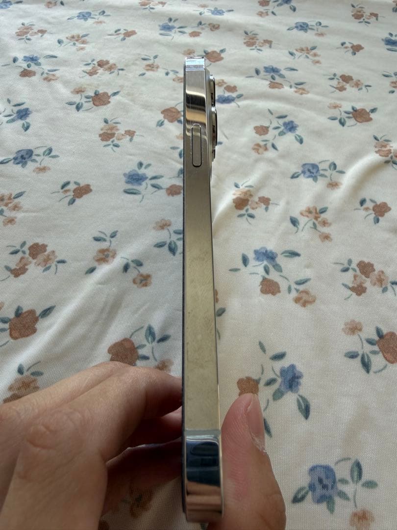 最終値下げ】iPhone13Proシルバー 128GB【SiMフリー】 Apple iPhone 13