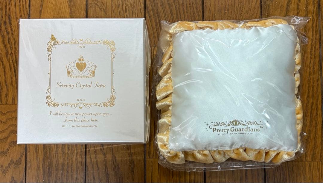 2511 アンティークスタイル セレニティ ティアラ クリップケース FC