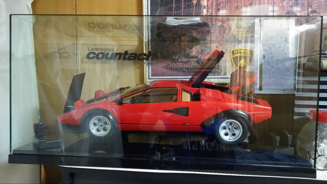 ディアゴスティーニの ランボルギーニLP500S 1/8ダイキャストモデル