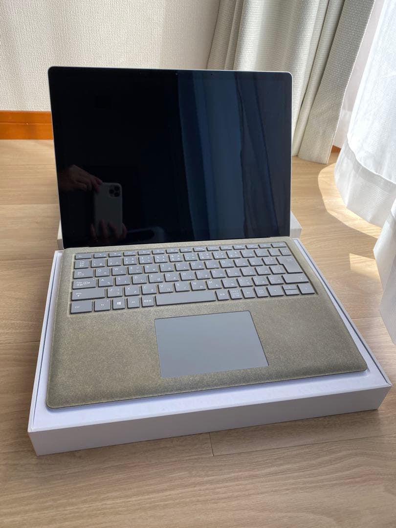Surface Laptop1（Model 1769）13.5インチ プラチナ