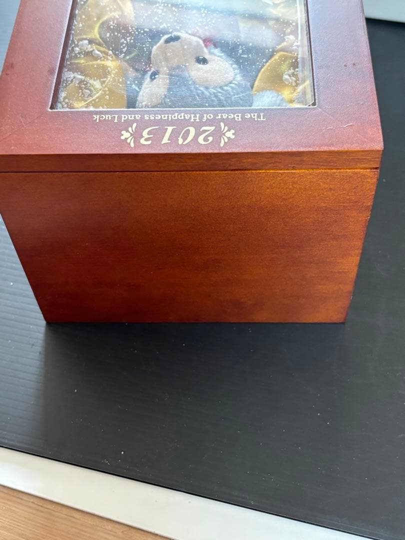 超激レア❣️未使用保管❣️ダッフィー30周年記念 木箱入りぬいぐるみ 元箱あり