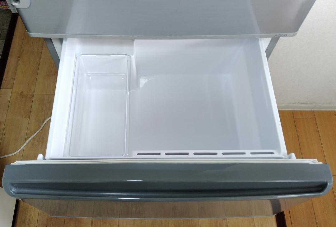 AQUA 272L 冷蔵庫 2017年製 ecoモード AQR-271F
