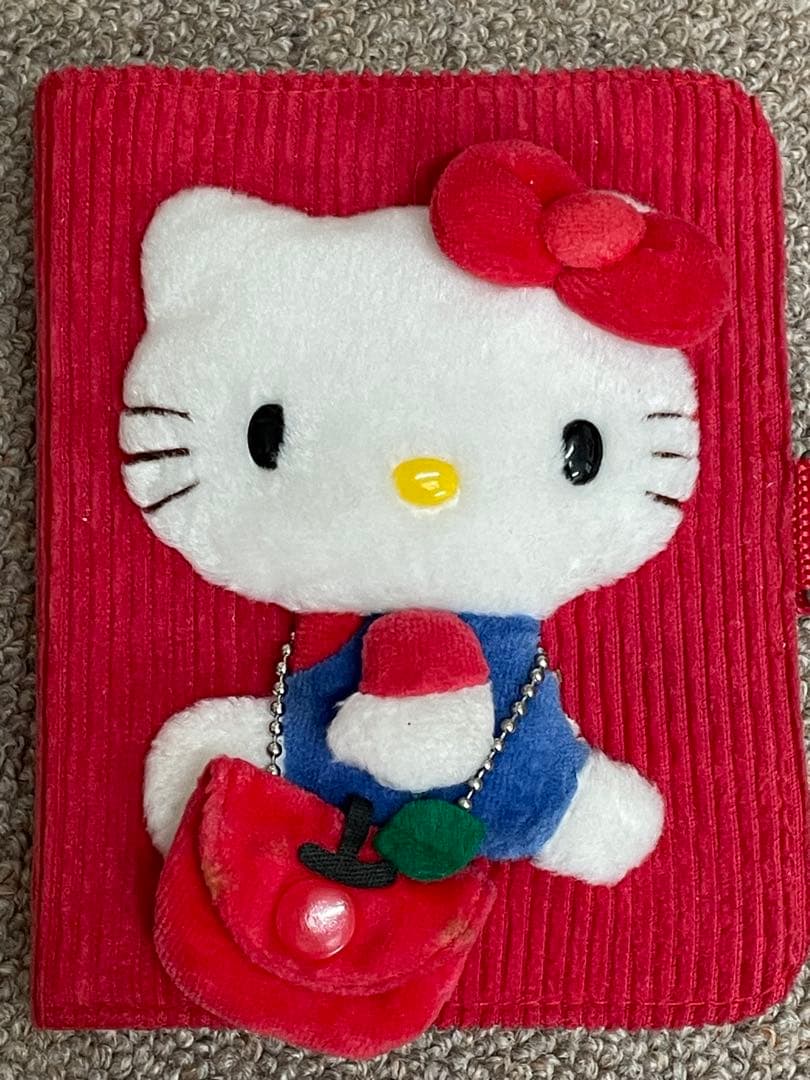 平成レトロ　ハローキティ コーデュロイ手帳カバー