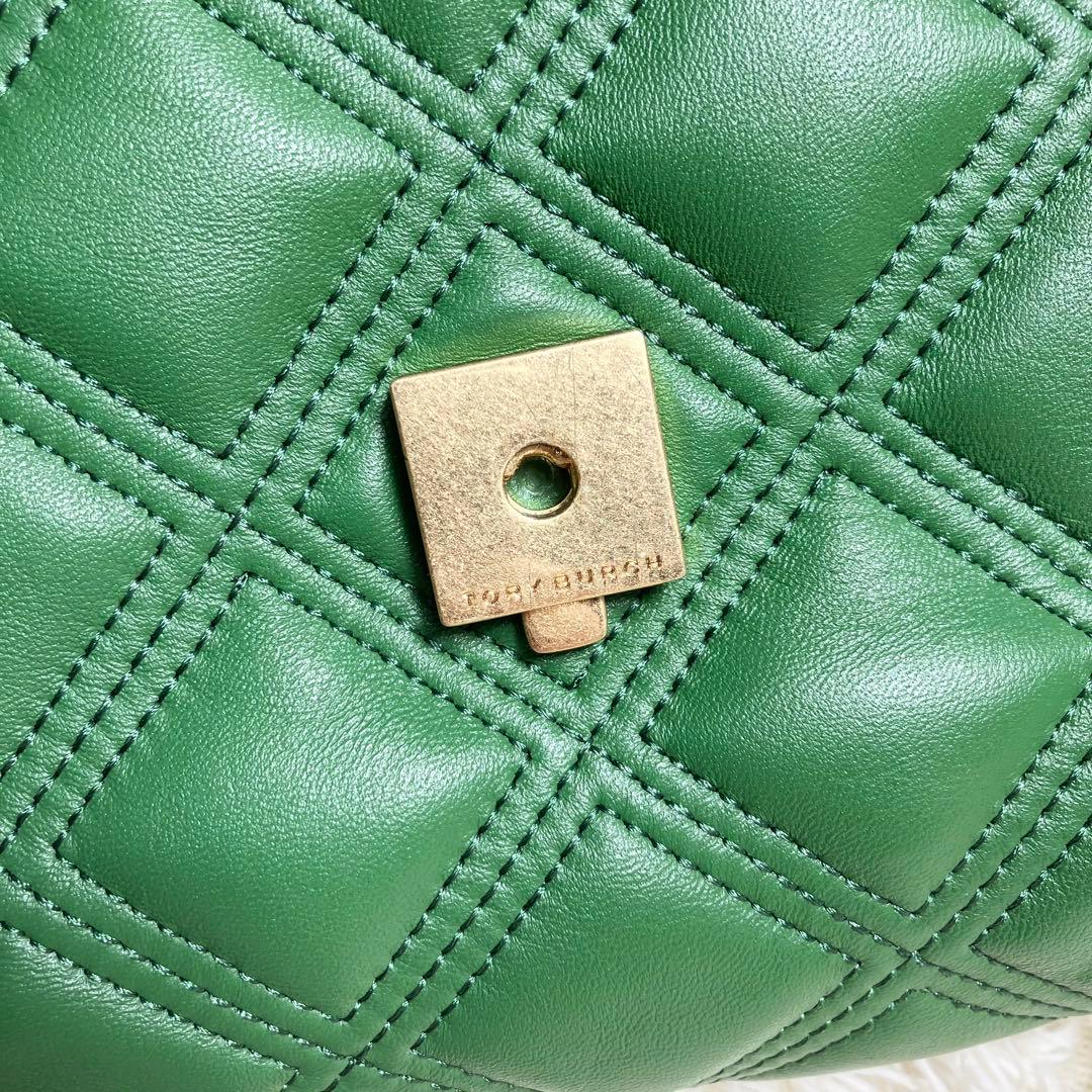 【美品】トリーバーチ＊キルティング ゴールドチェーン レザーグリーン