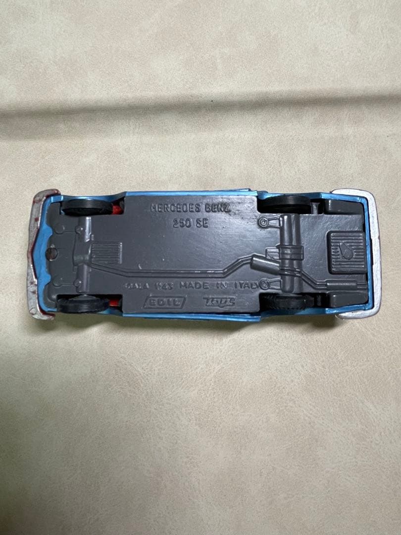 p*o様 Mercedes Benz 250SE ヴィンテージミニカー
