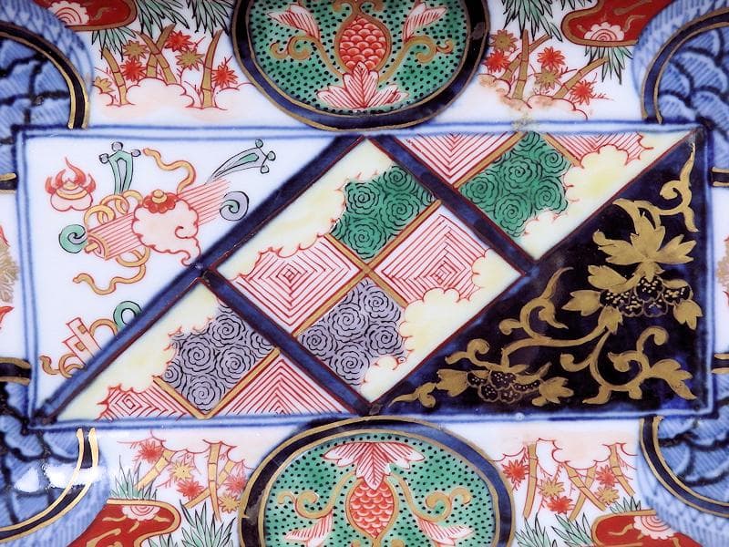 大聖寺伊万里 金襴手 宝尽くしに鳳凰 石畳紋の図 長皿 1296AS-DCn