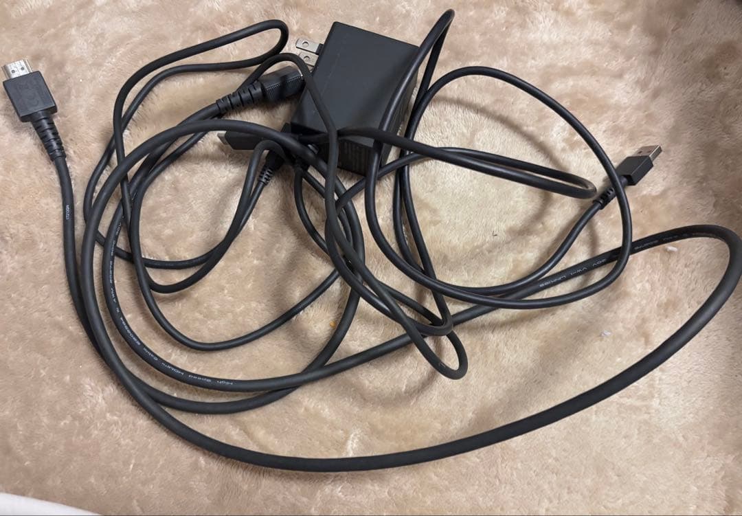 Nintendo Switch 本体 赤 Joy-Con付き