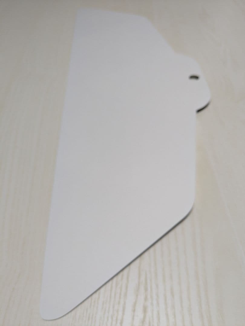 ユニフォーム額 額縁のタカハシ製 (室内紫外線カット×シルバー×背景:白木目)