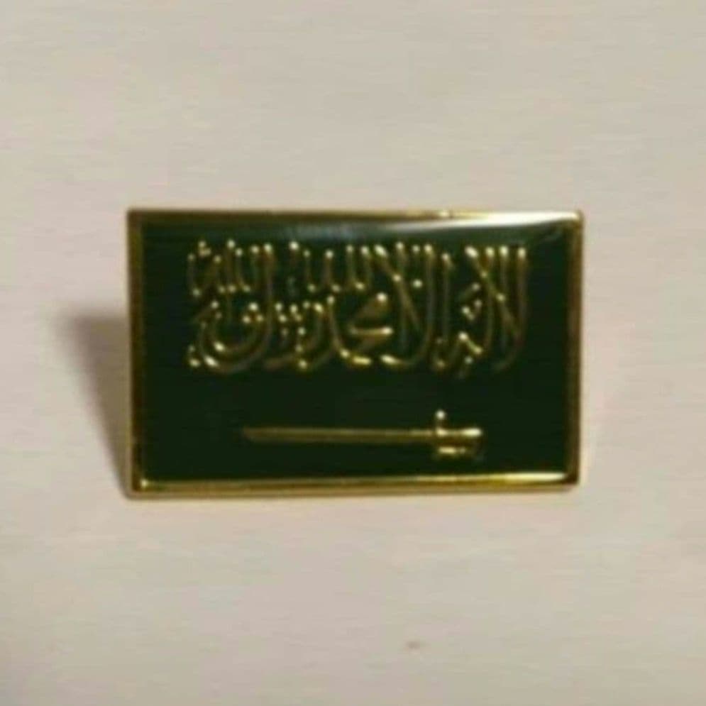 大阪 関西 万博 ピンバッジ 金色 深緑 文字 剣 サウジアラビア 国旗