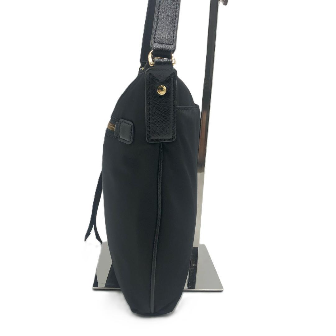 【極美品】MARC JACOBS　ブラック　ナイロン　ショルダーバッグ