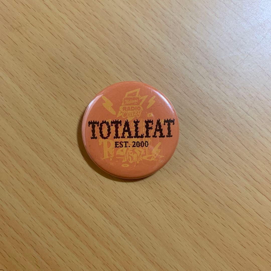 Radio Crazy 2025 TOTALFAT 缶バッチ レディクレ - メルカリ