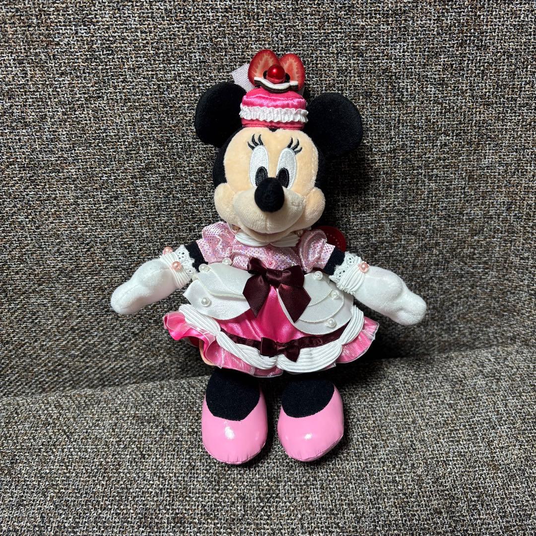 テーブルイズウェイティング トータリーミニー ぬいぐるみバッジ