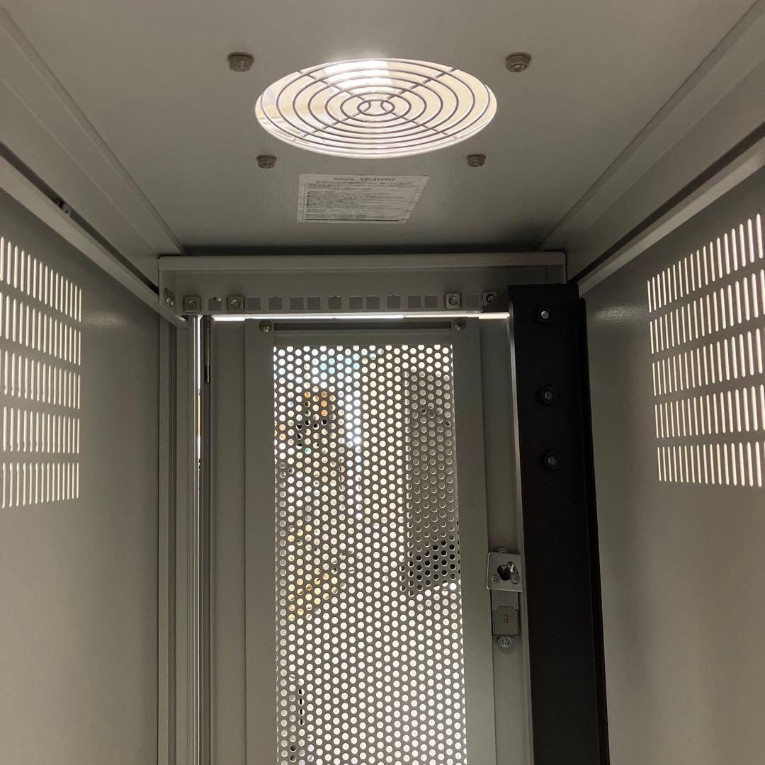 サンワサプライ　CP-TH4U 縦収納 19インチ マウントハブボックス 4U