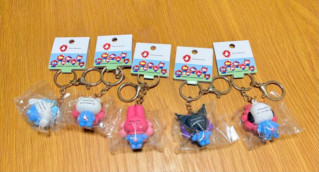 新品】サンリオ ミャクミャク 立体マスコット パステルカラー