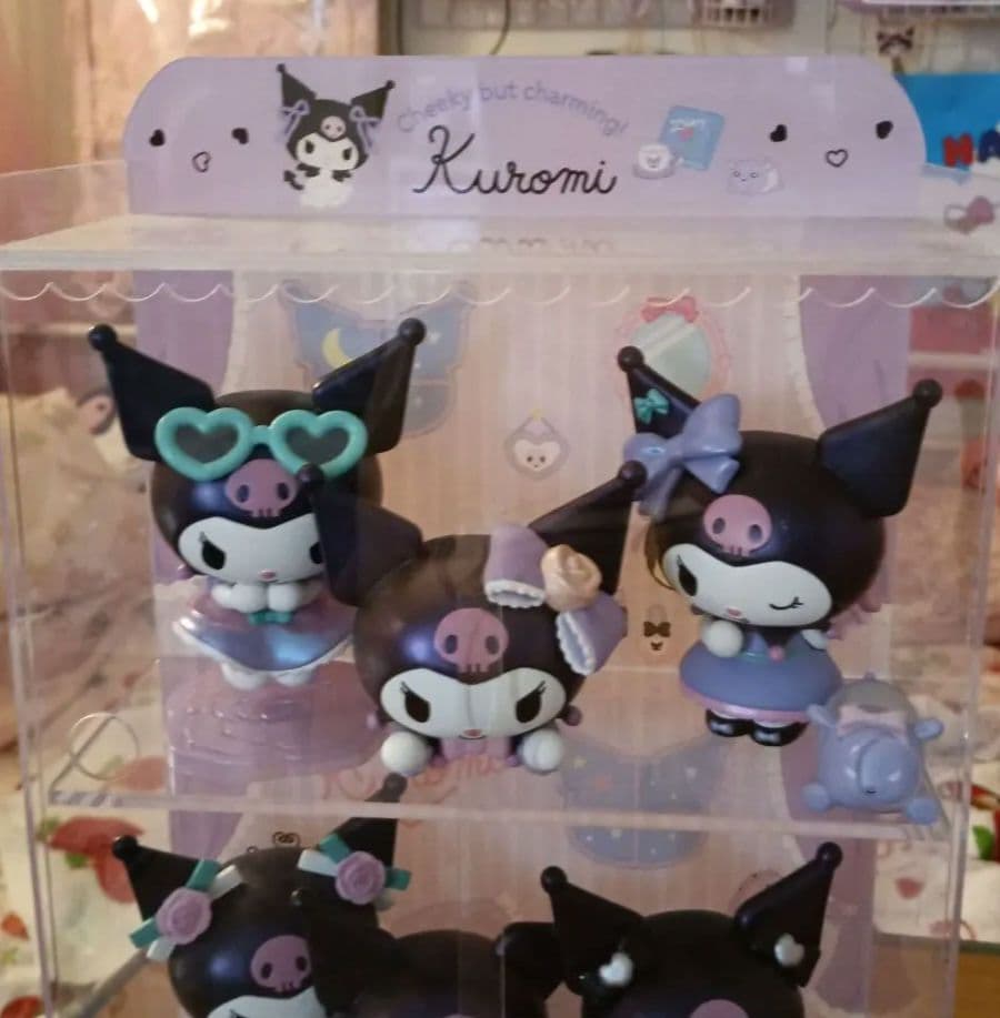 サンリオ 赤字覚悟サンリオ海外フィギアクロミ6個バグ2対クロミ飾り棚