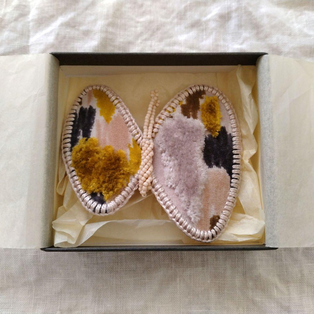 mina perhonen light danceブローチ 未使用品