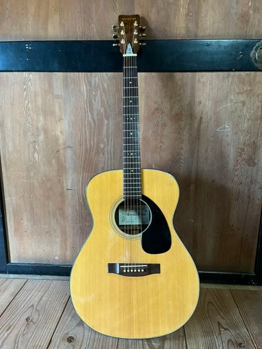 スズキアコースティックギターF130