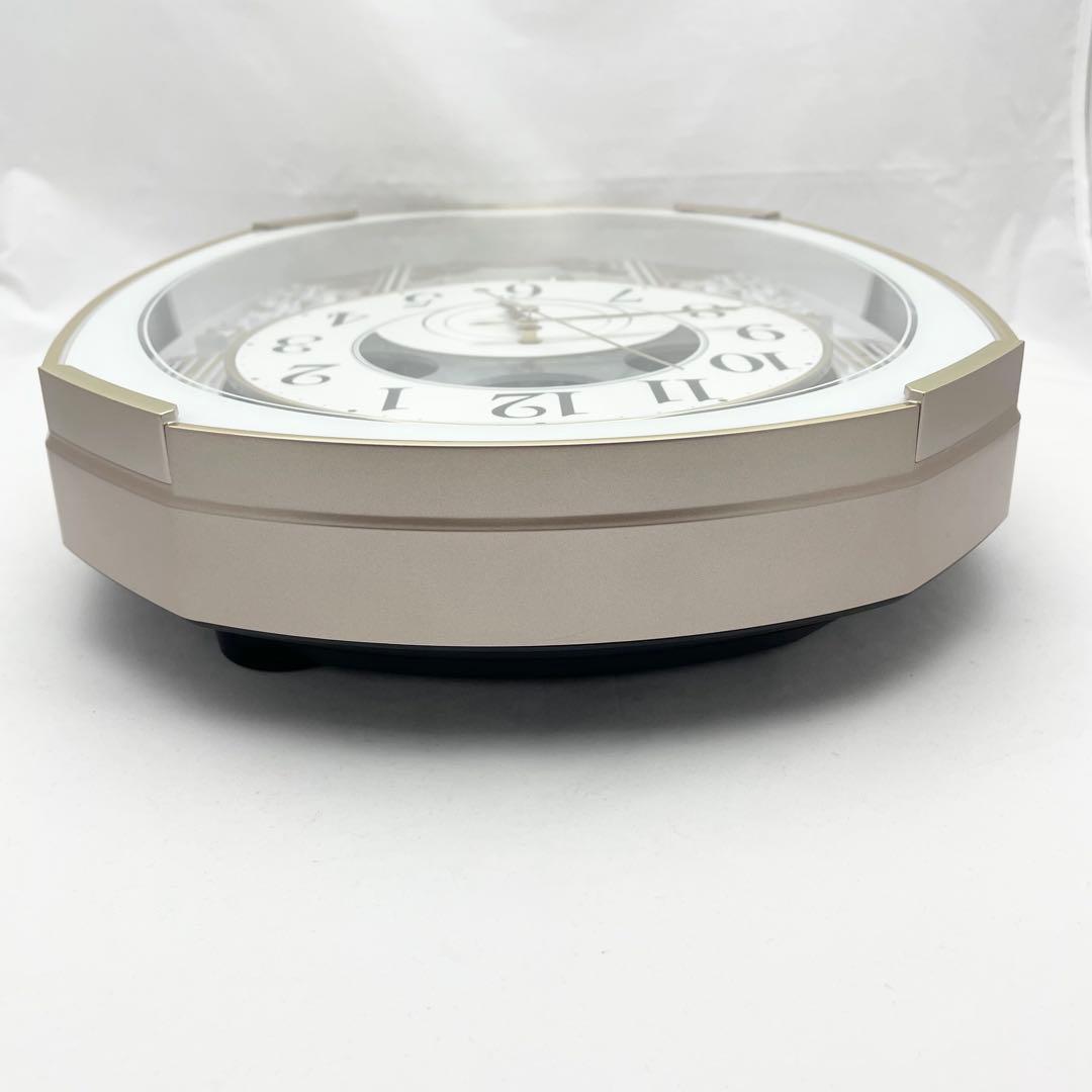 【極美品】スモールワールド 電波からくり掛時計 4MN551RH03