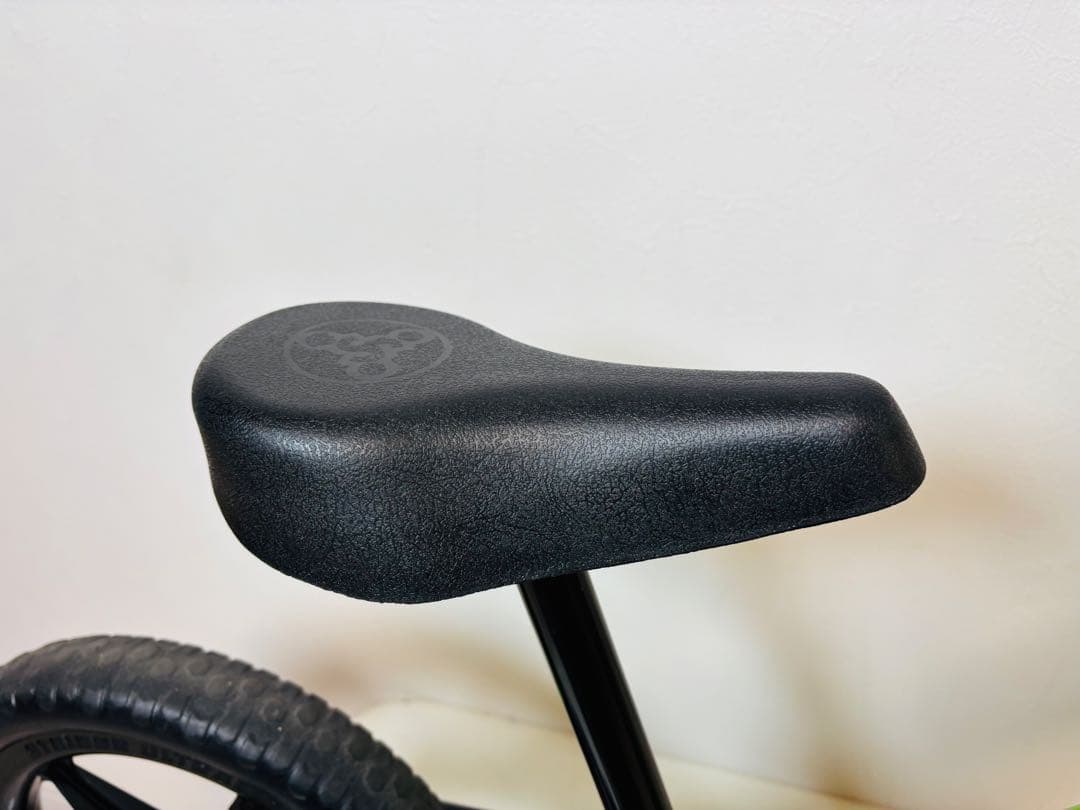 ストライダー 12 スポーツ グリーン THREE WEATHER プロテクター