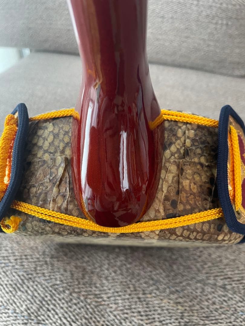 沖縄三線 本革強化張り 赤スンチー塗り